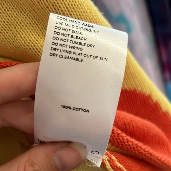 NWOT Sunrise Raw Edge Top: Horizon - Arthur - Picture 6 of 7